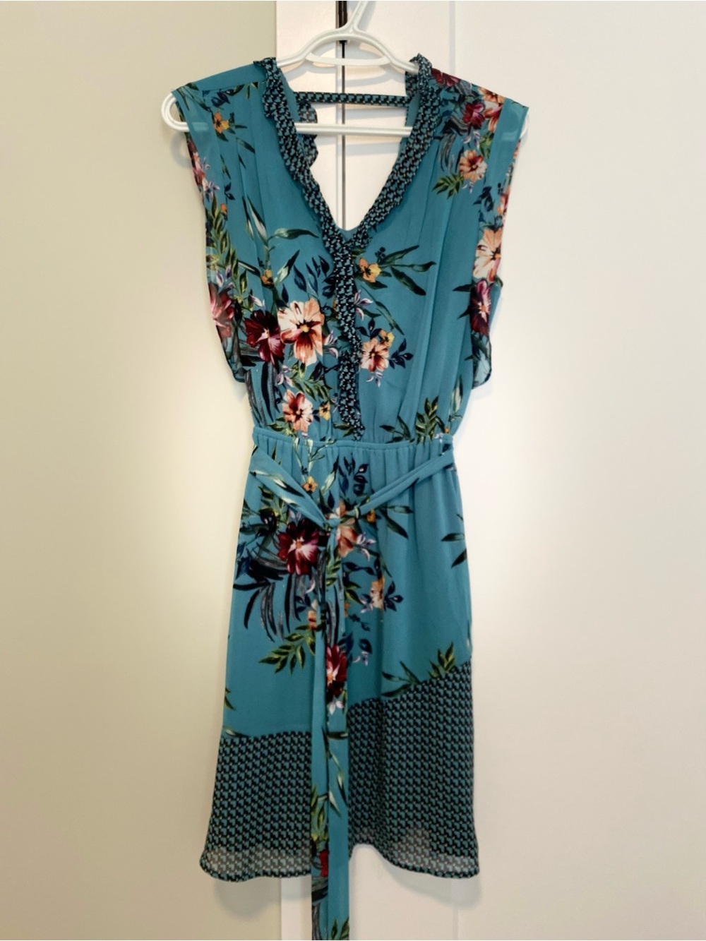 Teal Floral V-Neck Sleeveless Dress with Tie Waist